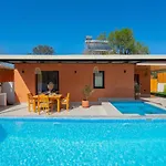 Macblue Villa